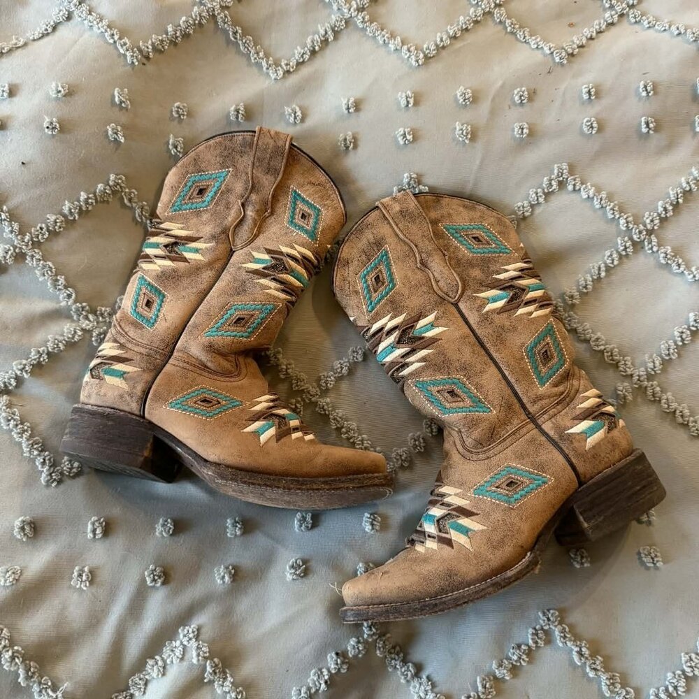 Corral Teens Size 2 Turquoise Brown & Ivory Embroidered